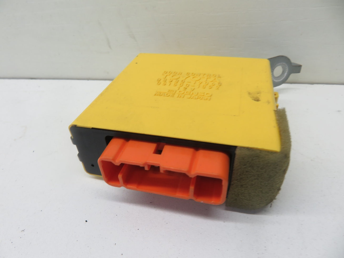 TOYOTA MR2 MK2 SW20 DOOR CONTROL RELAY 86980-17060 1990-1999 REF4160