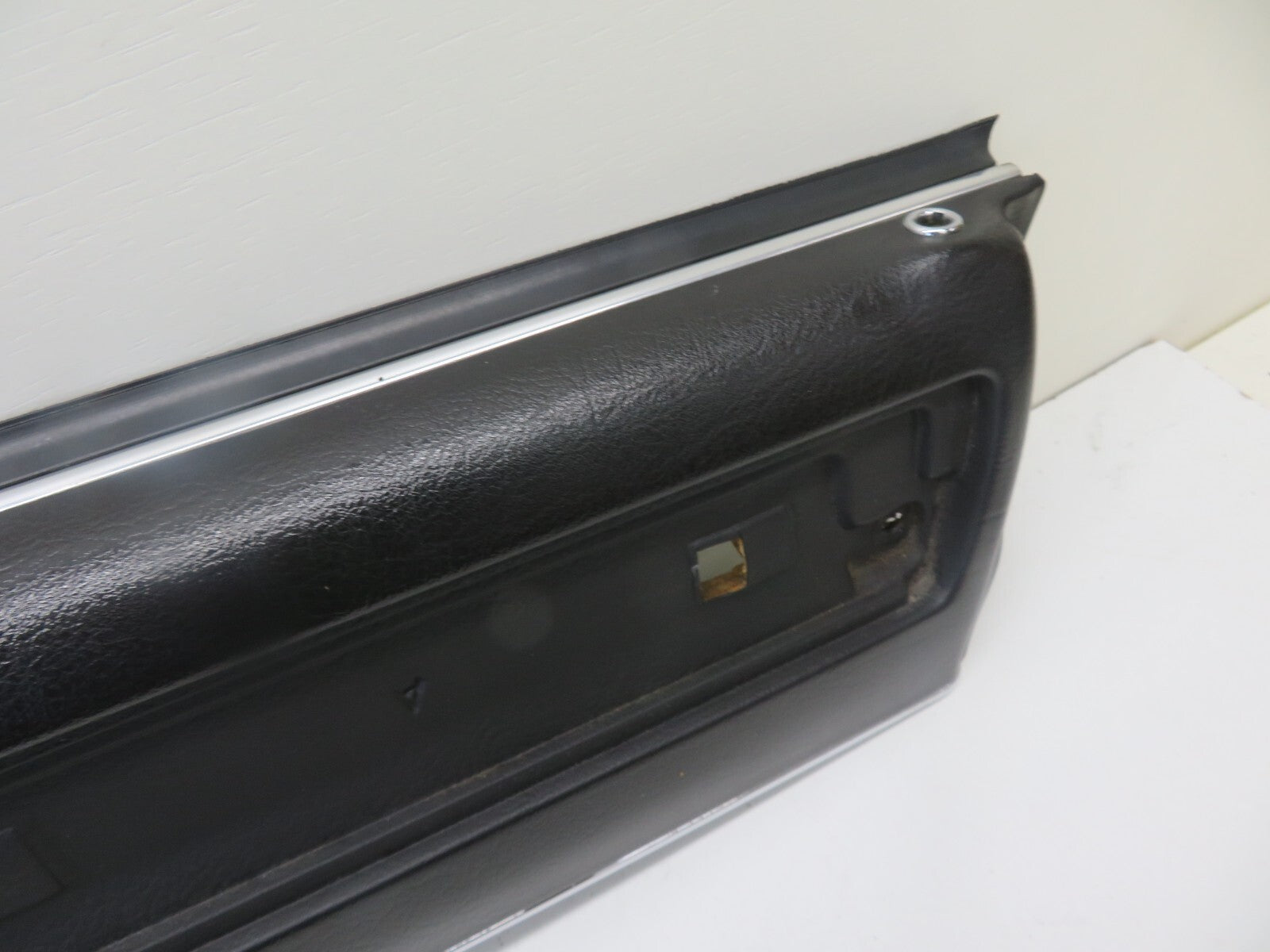 JAGUAR XJR OSF DRIVER DOOR CARD UPPER PANEL 1994-2001