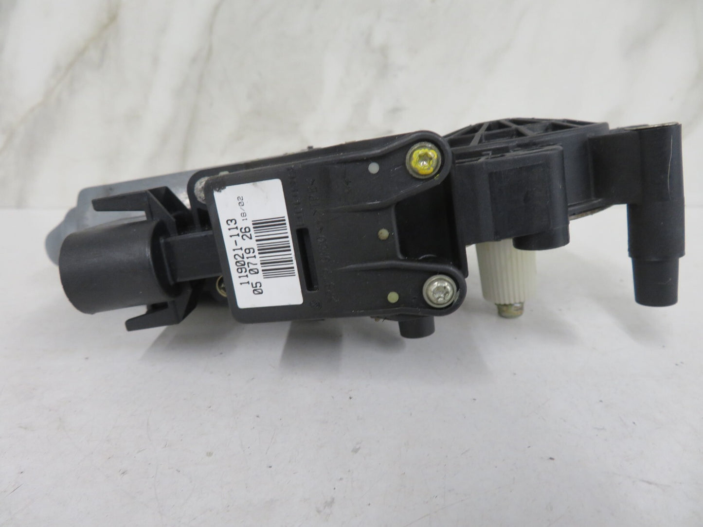 AUDI A8 D2 NSF PASSENGER WINDOW MOTOR 119021-113 1998-2002 1426-4