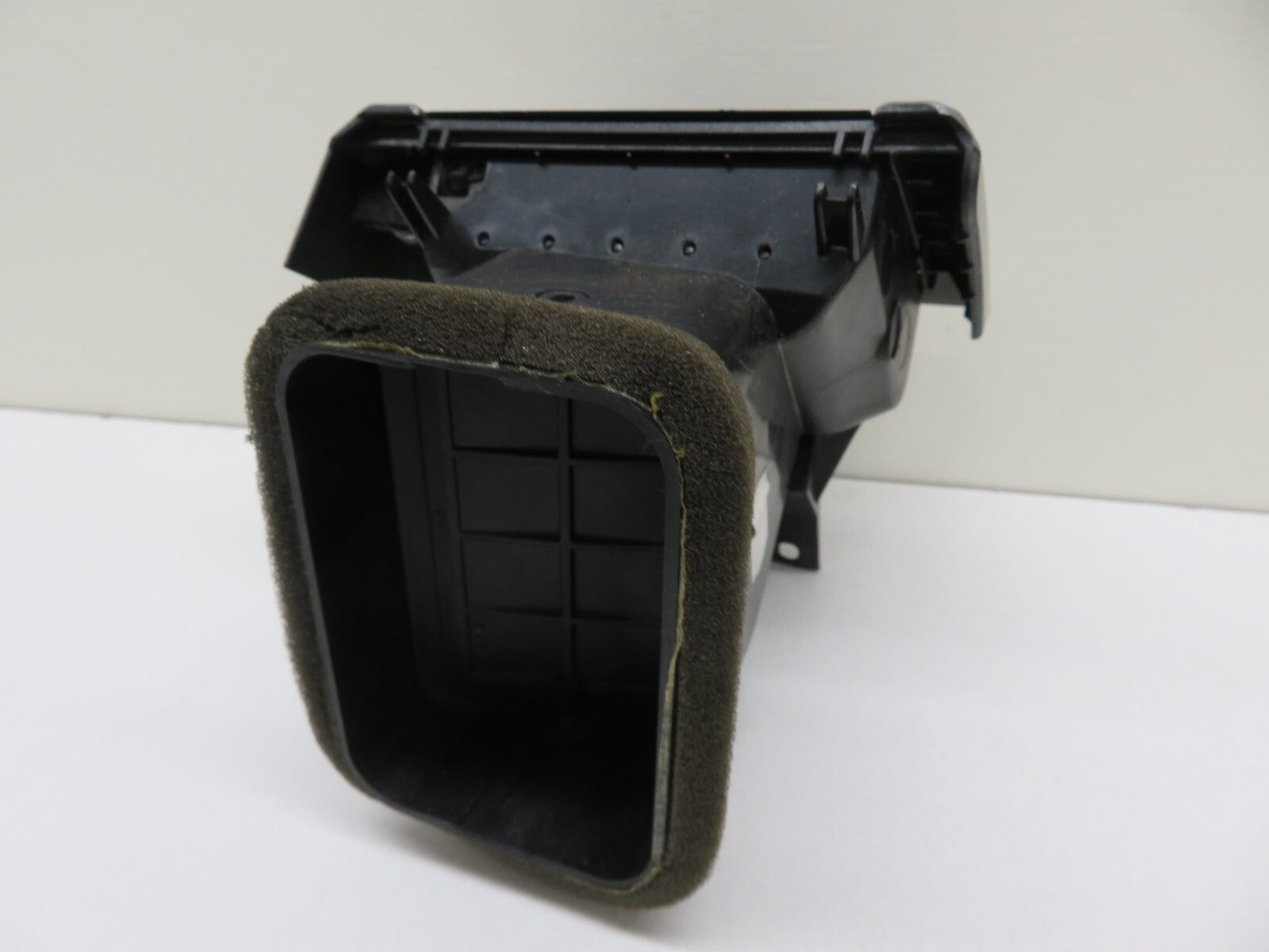 RANGE ROVER SPORT L320 DASHBOARD AIR VENT RH 2005-2009 1049-7