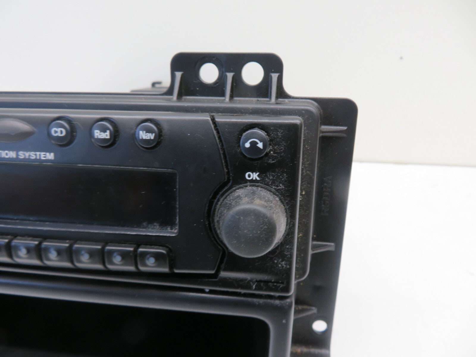 LAND ROVER FREELANDER 1 RADIO CD HEAD UNIT NAVIGATION XQD000230 1997-2006 1730-4