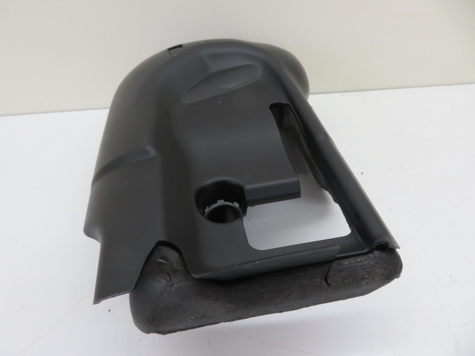 FORD FOCUS MK2 ST225 STEERING COLUMN LOWER TRIM 2006-2010 1330-15