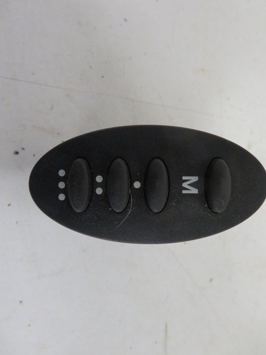 ROVER 75 SEAT MEMORY SWITCH YXL100080 1999-2005 1516-14