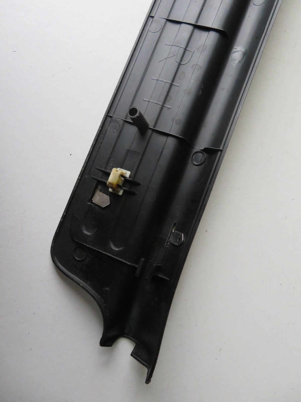 MAZDA MX5 MX-5 MK2 INTERIOR KICK PANEL SILL TRIMS PAIR 1998-2005