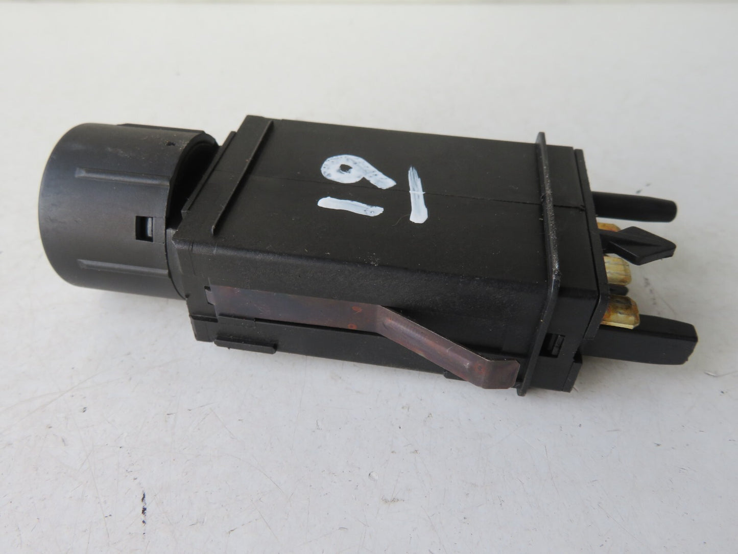 AUDI TT MK1 REAR WINDOW DEMIST SWITCH 1998-2006 AMS1035-19