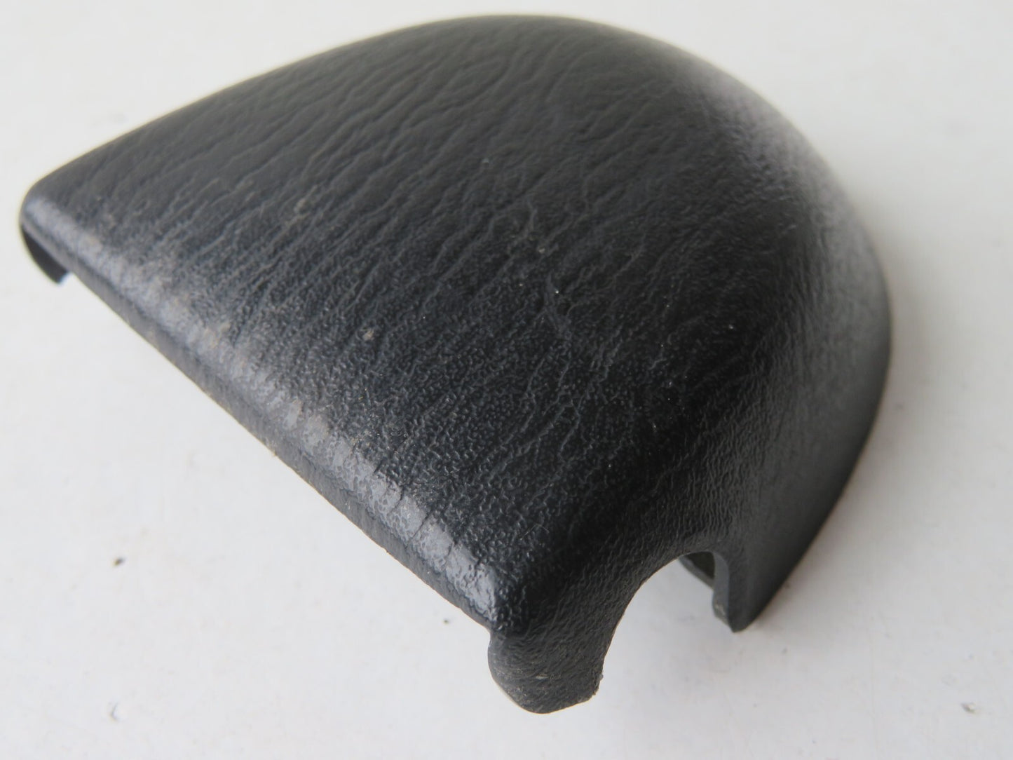 MAZDA MX5 MK2 SEAT BELT BOLT COVER TRIM 1998-2005 A1204-13