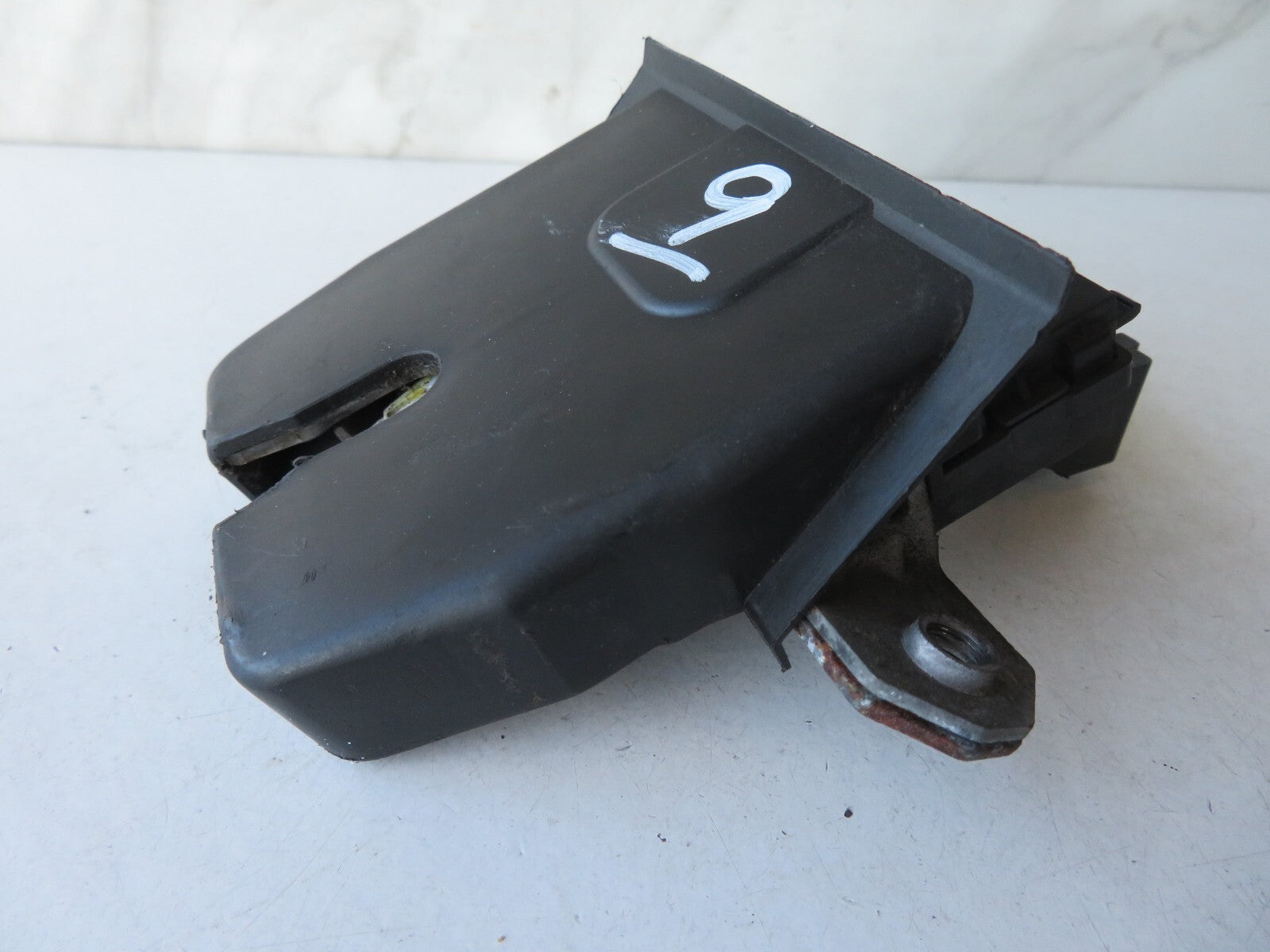 FORD FOCUS MK2 TAILGATE BOOT LOCK CATCH 2005-2010 MIX1519-9