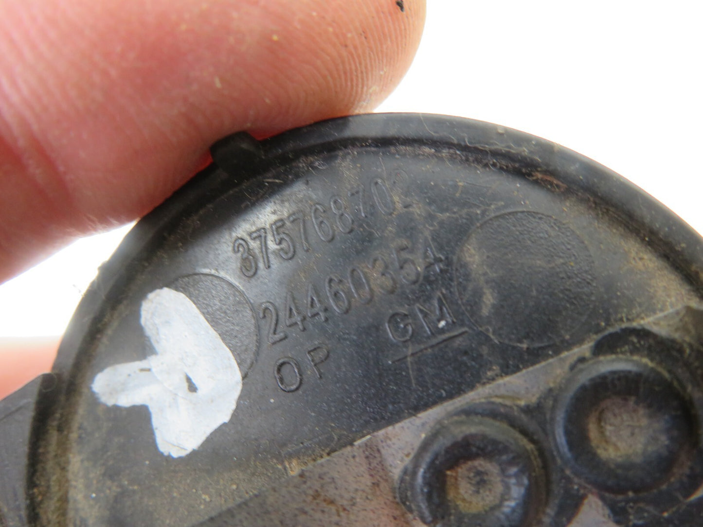 VAUXHALL ASTRA MK5 REAR TOW EYER COVER TRIM 2004-2010 1049-1