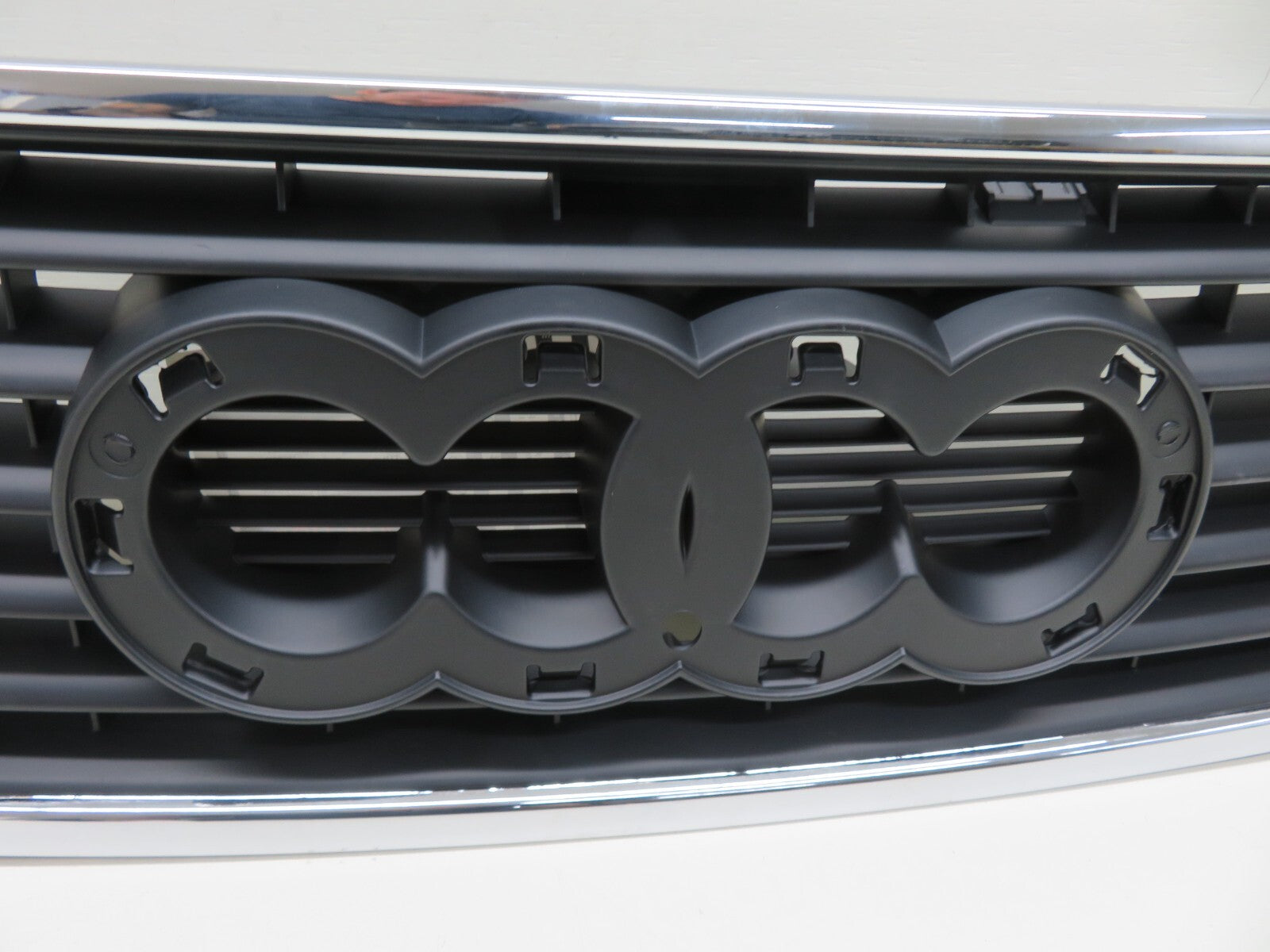 FRONT GRILLE FOR AUDI A6 2001-2004 AD0332000 PRASCO