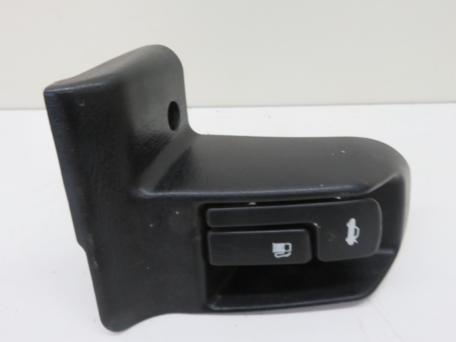 TOYOTA MR2 MK2 SW20 FUEL AND BOOT RELEASE LEVER TRIM 1990-1999 0700