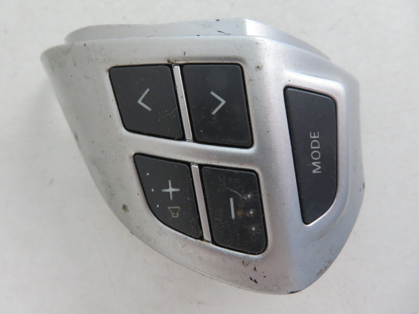 PEUGEOT 4007 STEERING WHEEL VOLUME CONTROL 75B741 2007-2012 1452-10