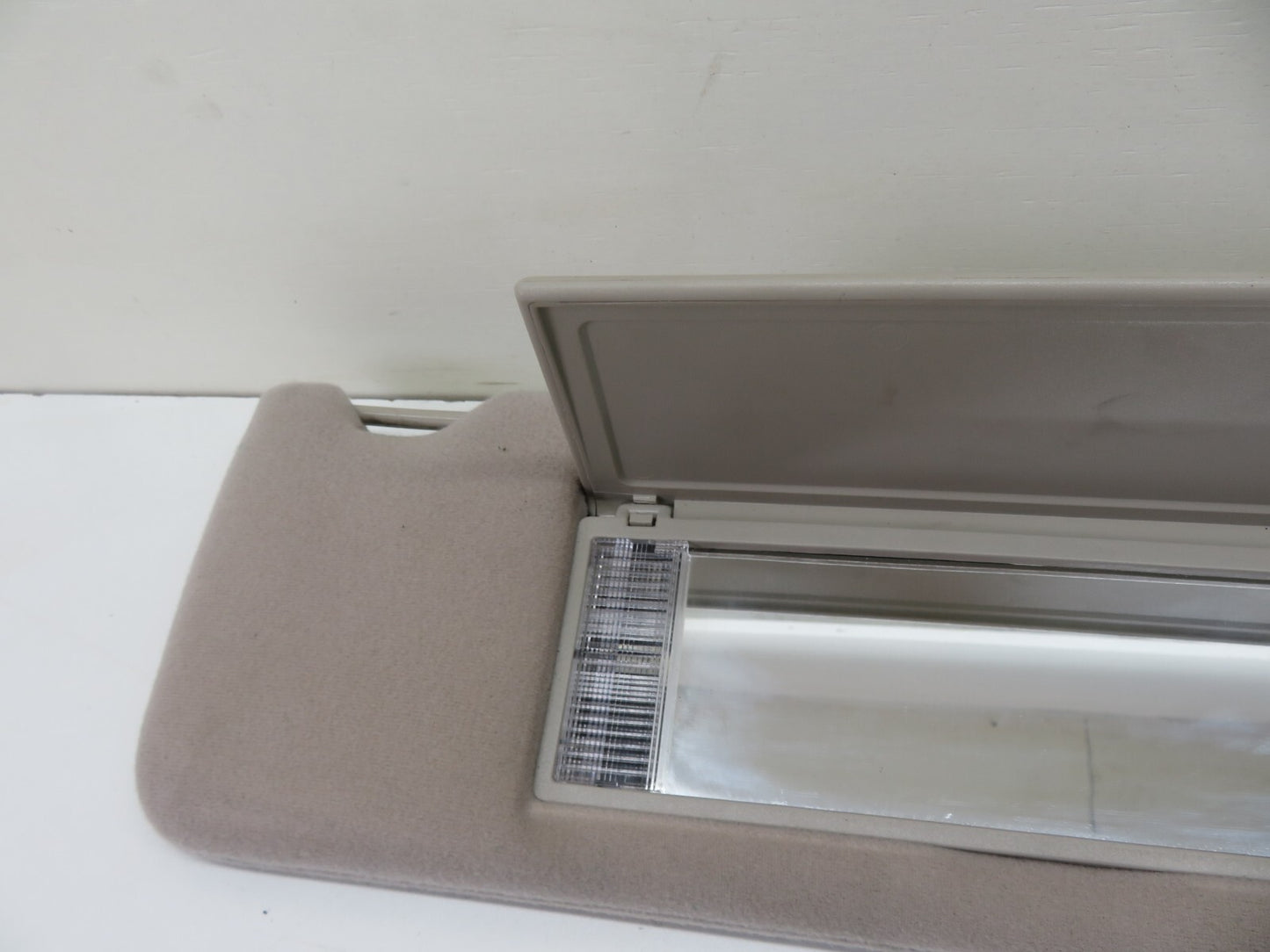 JAGUAR XJR OS DRIVER SUN VISOR 1994-2001 1800-2