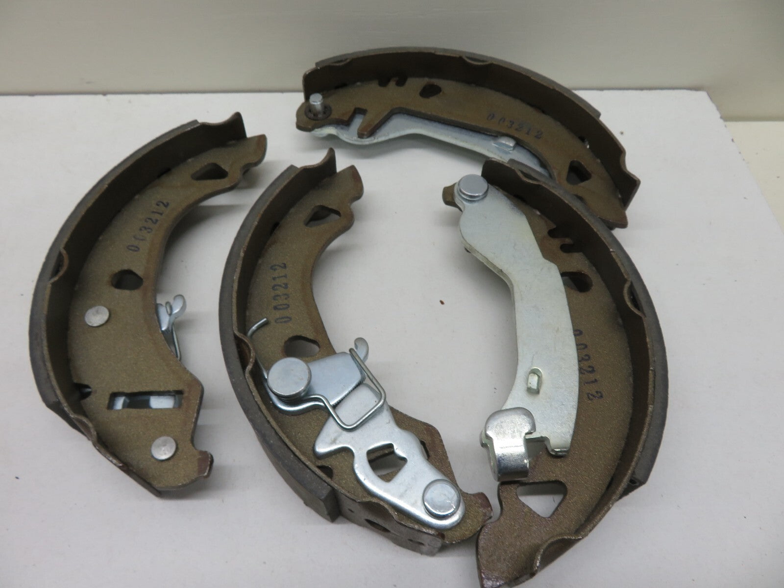 REAR BRAKE SHOES FOR FIAT BRAVO PUNTO UNIPART GBS1254AF 1994-1999