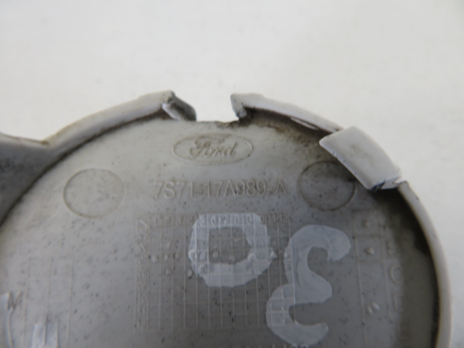 FORD MONDEO MK4 FRONT BUMPER TOW EYE COVER 7S71-17A989-A 2007-2011 A1007-30