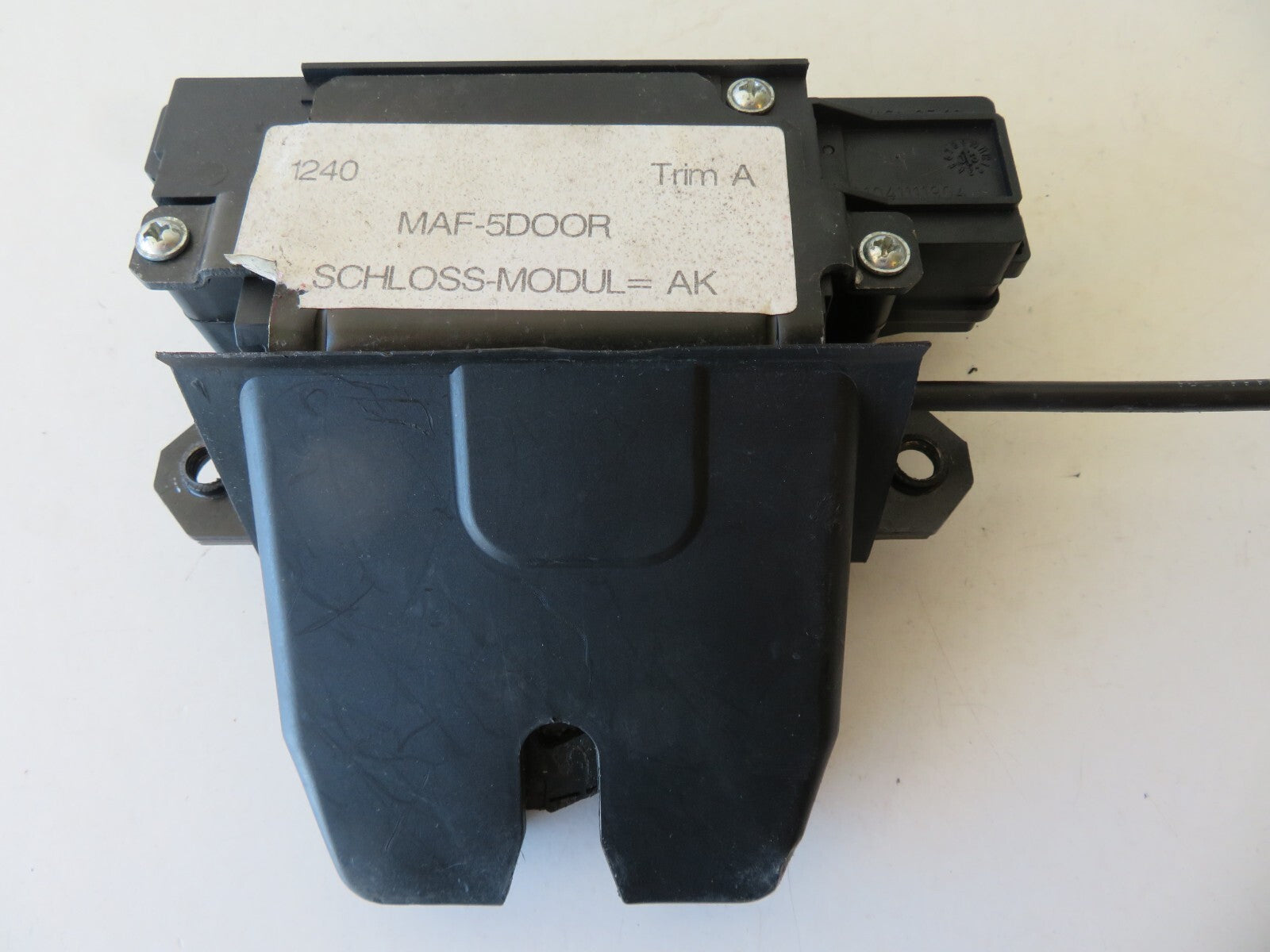 FORD FOCUS MK2 PRE FACELIFT REAR TAILGATE BOOT LOCK CATCH 2003-2008 AMS1216