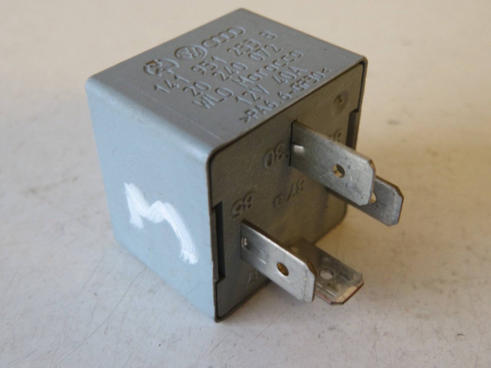 VOLKSWAGEN VW GOLF MK4 53 RELAY 141951253B  1998-2004 AMS1703-3