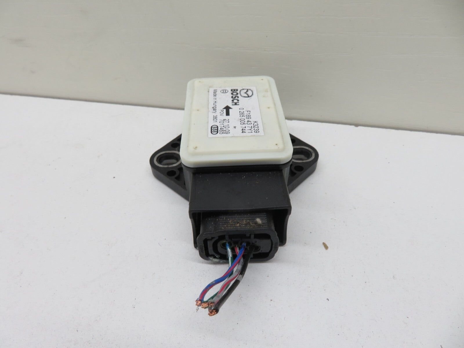 MAZDA CX7 YAW RATE SENSOR 0265005744 2008-2012 1325-9