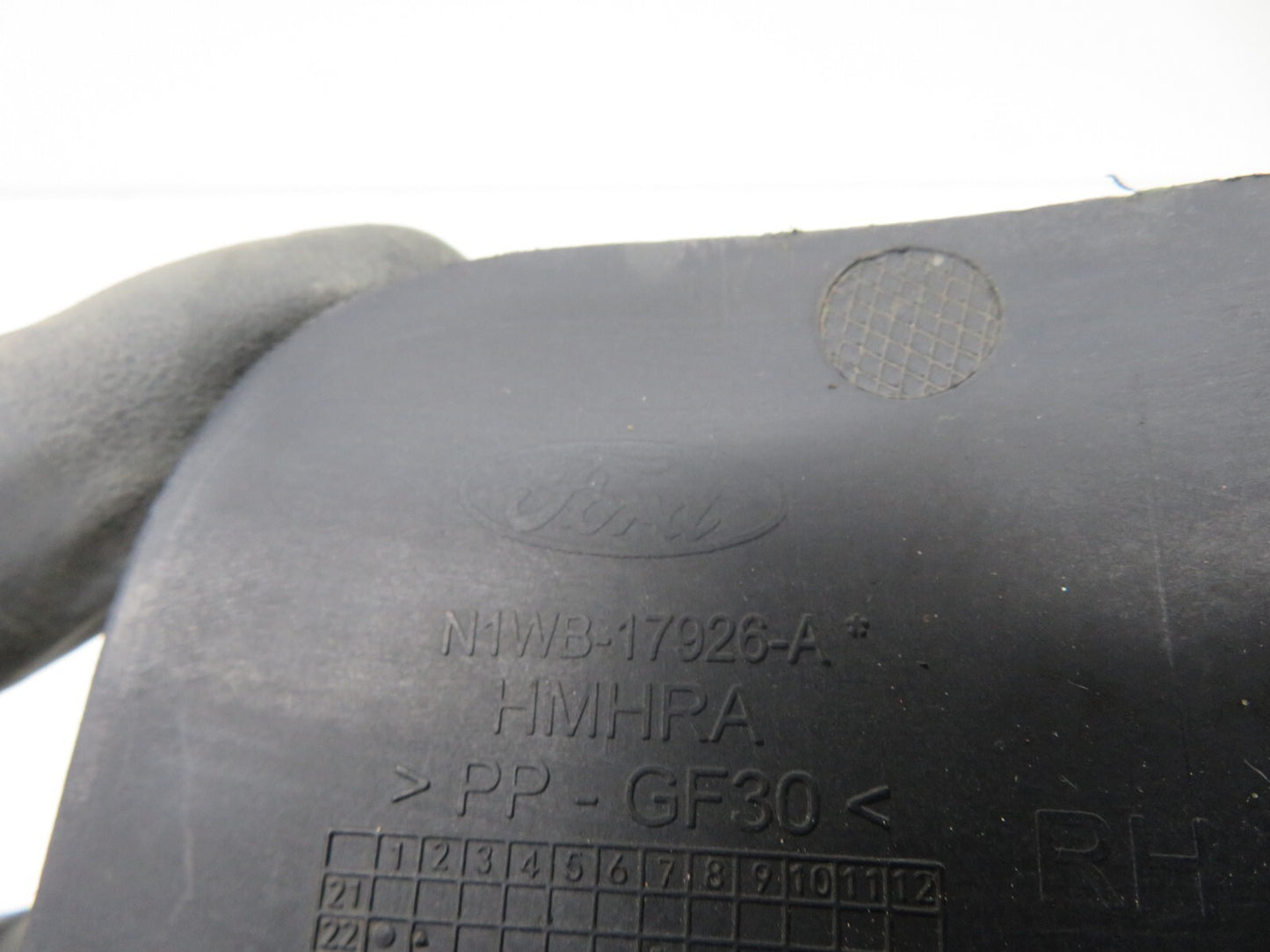 FORD RANGER WILDTRACK  RH DRIVER REAR BUMPER CORNER SPLITTER TRIM 2022-PRESENT