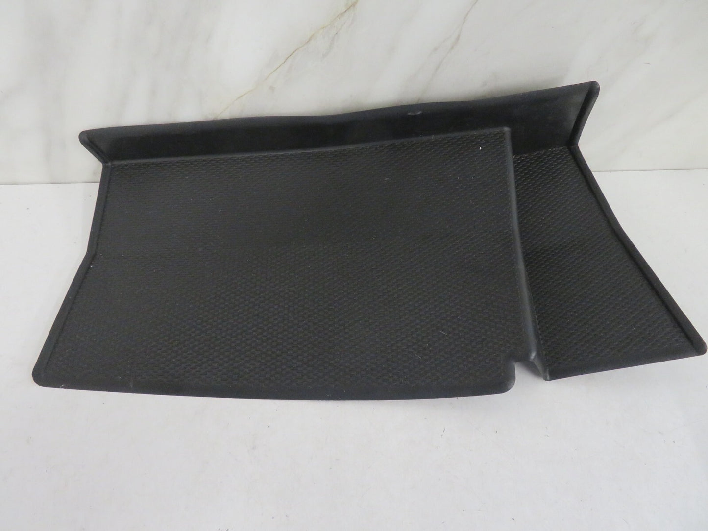 PEUGEOT 4007 GLOVEBOX RUBBER INSERT 2007-2012 1603-21