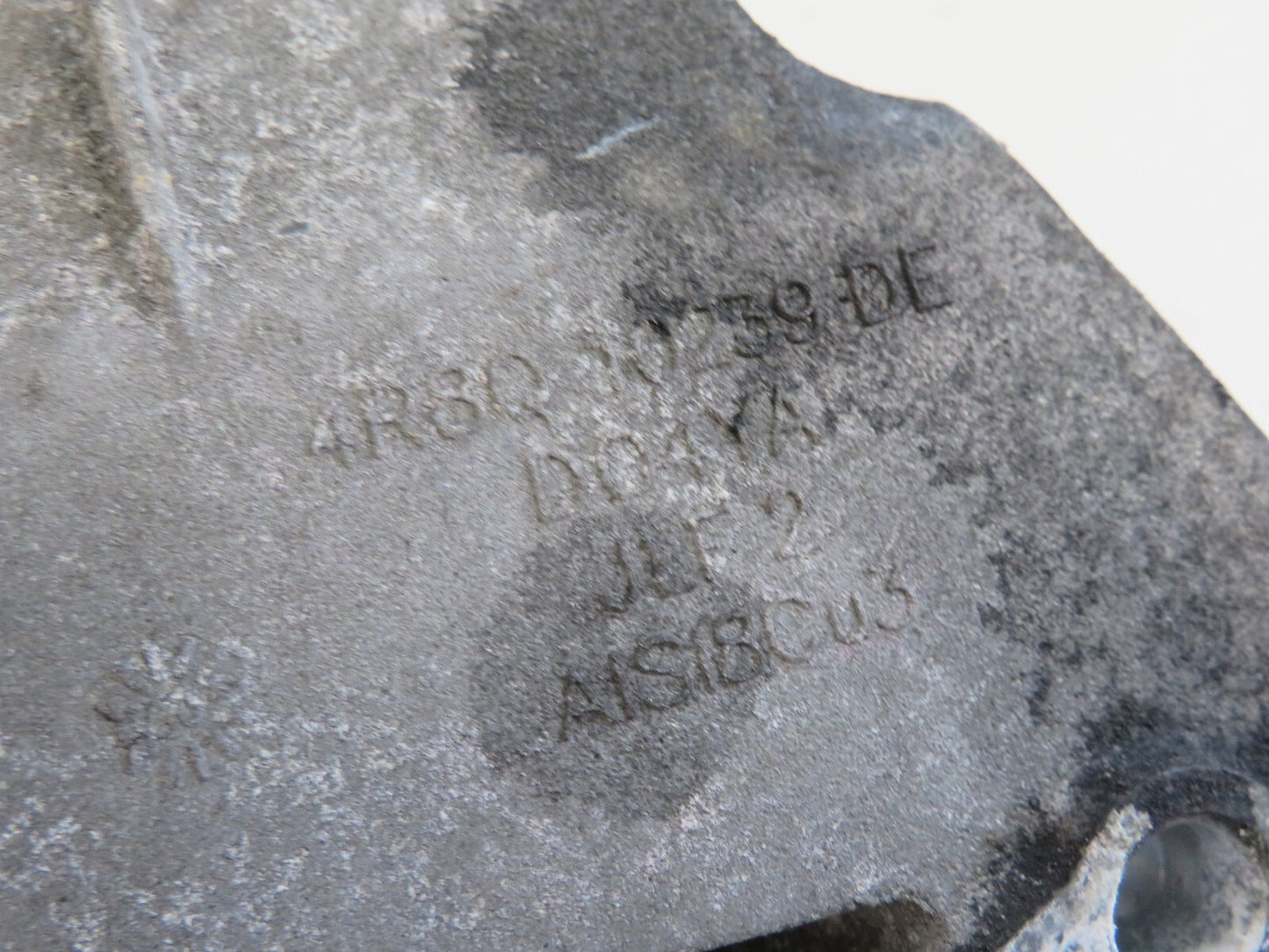 JAGUAR XF X250 ALTERNATOR MOUNT BRACKET 4R8Q-10239-DE 2008-2016 1241-6