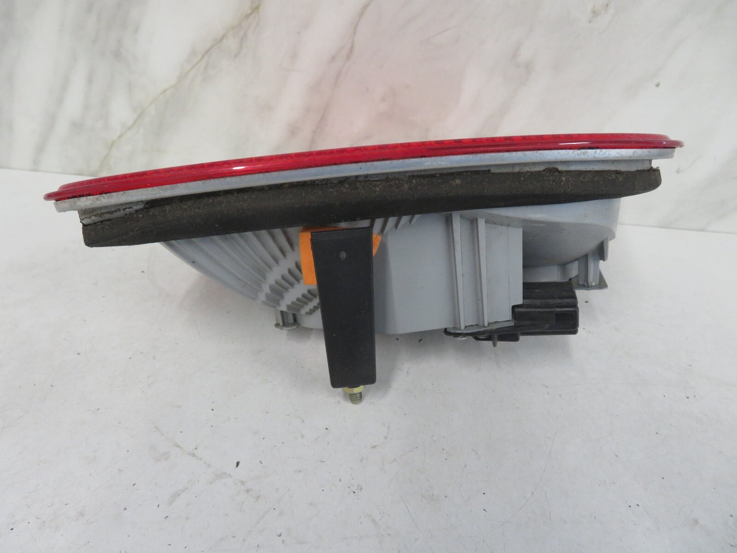 MERCEDES E CLASS W210 NSR PASSENGER REAR TAIL LIGHT 1995-2002 1624-4