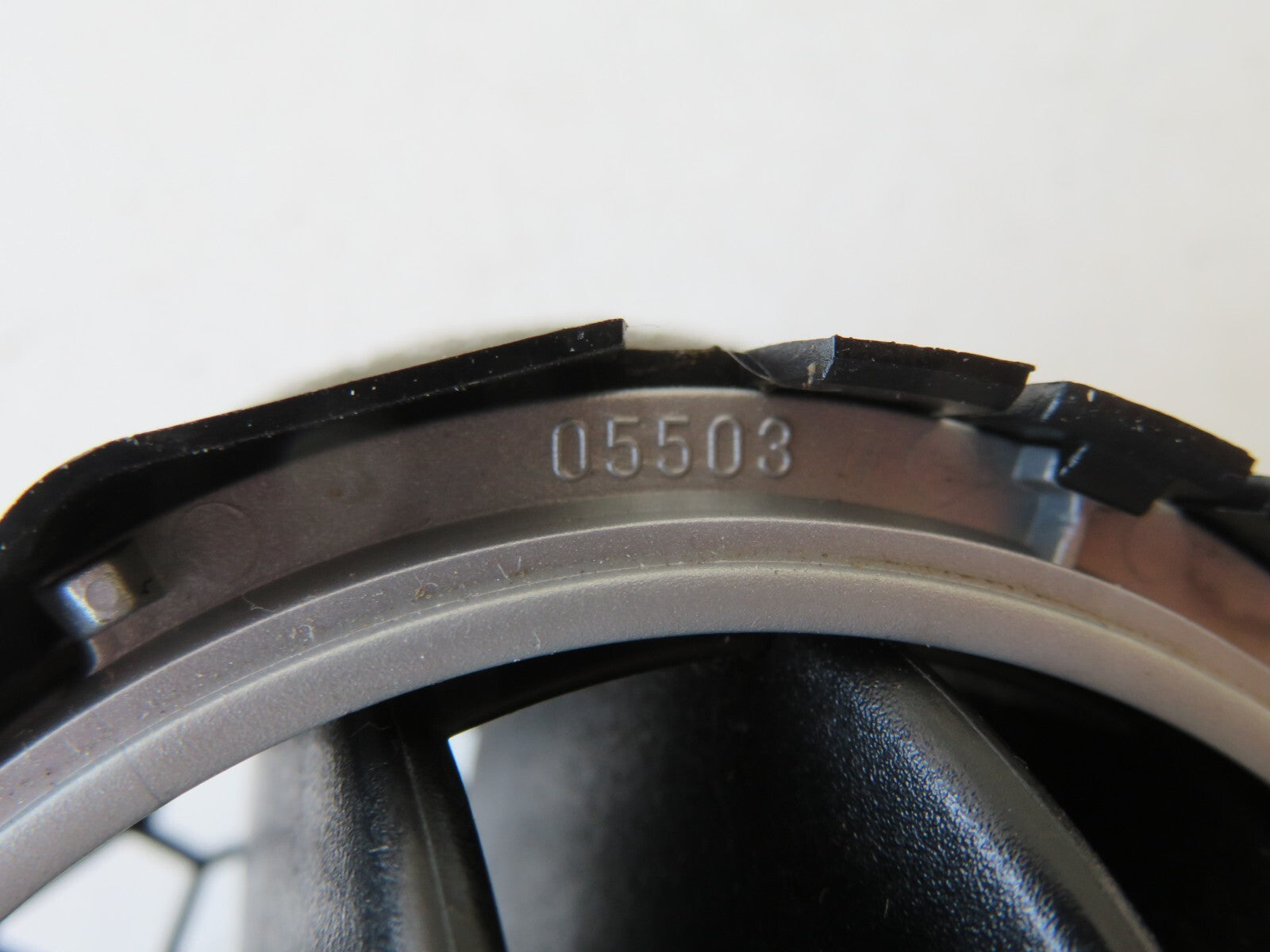 MITSUBISHI COLT CZ1 DASHBOARD AIR VENT 04-08 AMS1652-1