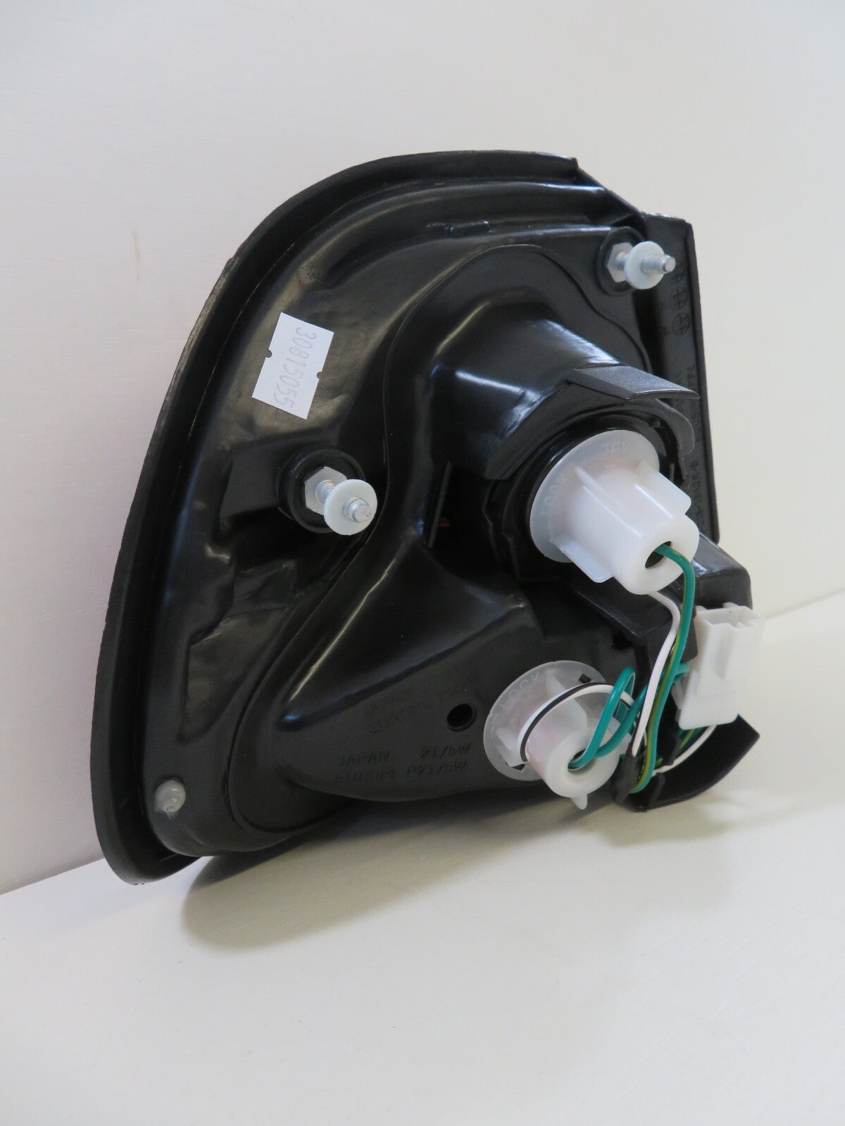 OS DRIVER REAR TAIL LIGHT 215-19A2-A FOR NISSAN PULSAR 4DR E-FN15 1995-2000