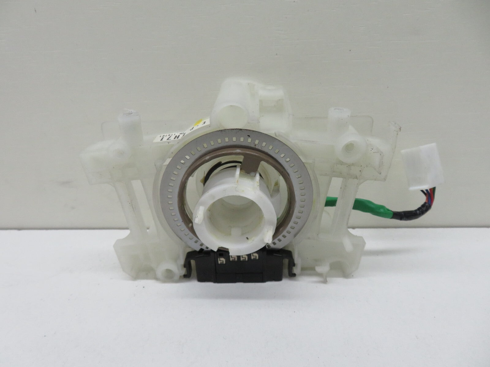 MAZDA CX7  STEERING WHEEL HORN PUSH BUTTON 2008-2012 1325-18