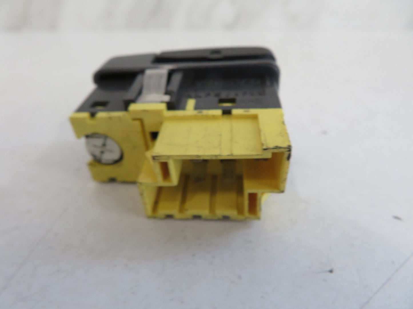 VOLVO C70 FRONT FOG LIGHT SWITCH 9162961 1996-2004 MIX1533-18