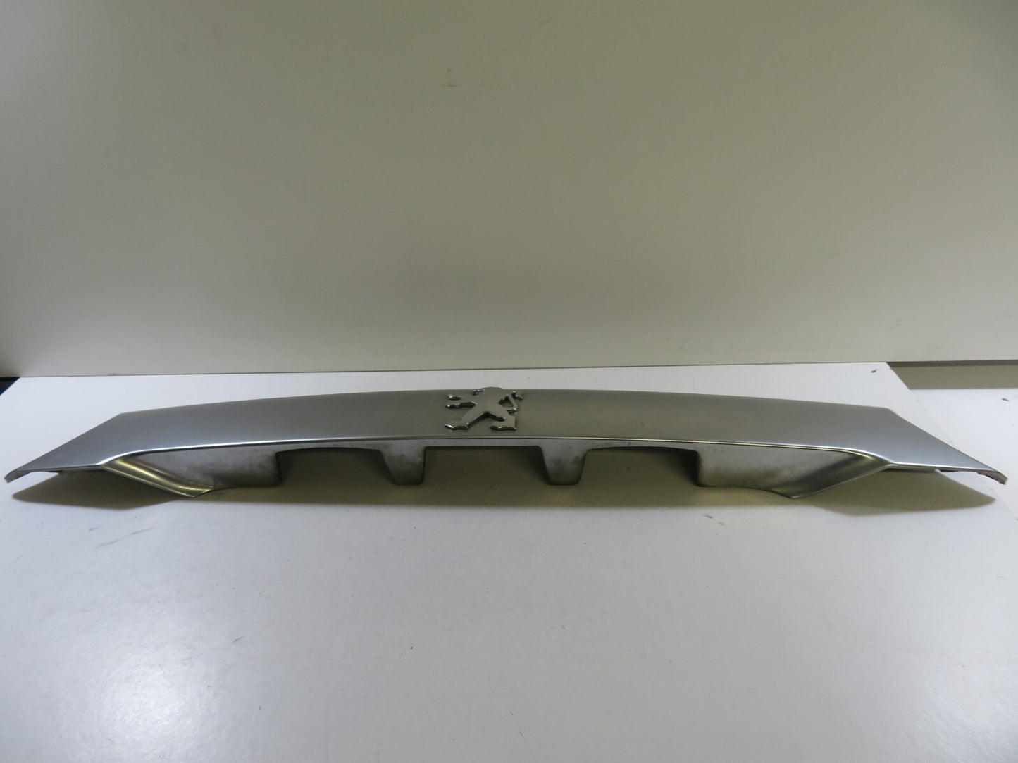 PEUGEOT 4007 REAR TAILGATE BOOT TRIM 2007-2012