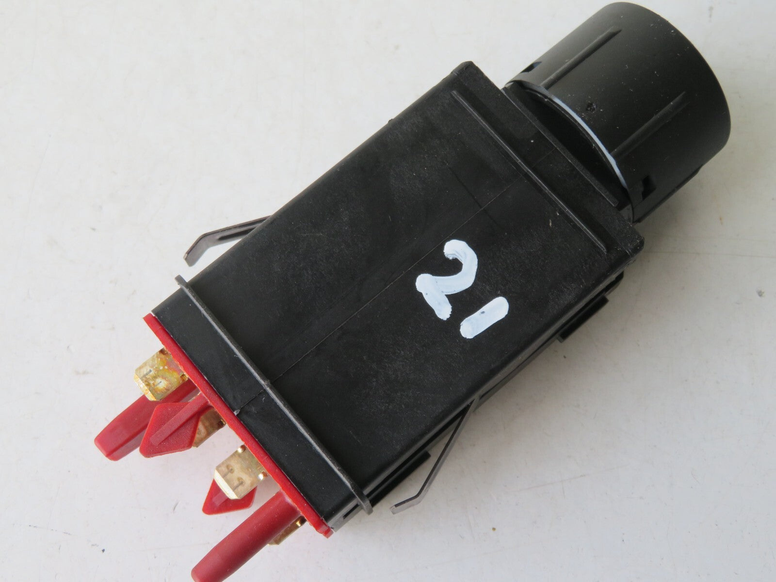 AUDI TT MK1 ESP TRACTION SWITCH 1998-2006 AMS1035-21