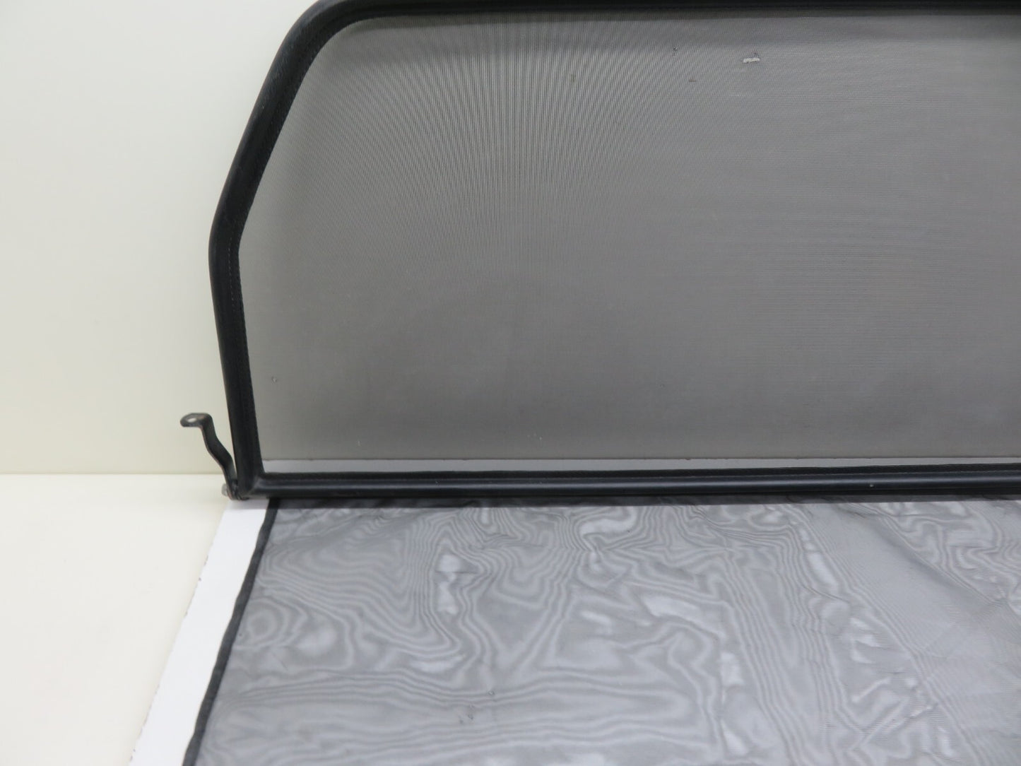 BMW E36 3 SERIES CONVERTIBLE WIND DEFLECTOR (SEE PHOTOS) 1991-1998