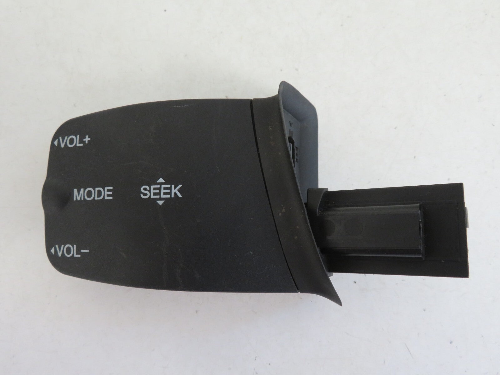 FORD FOCUS MK2 STEERING WHEEL VOLUME CONTROLS 3M5T-14K147-AD 2005-08 MIXA1404-12