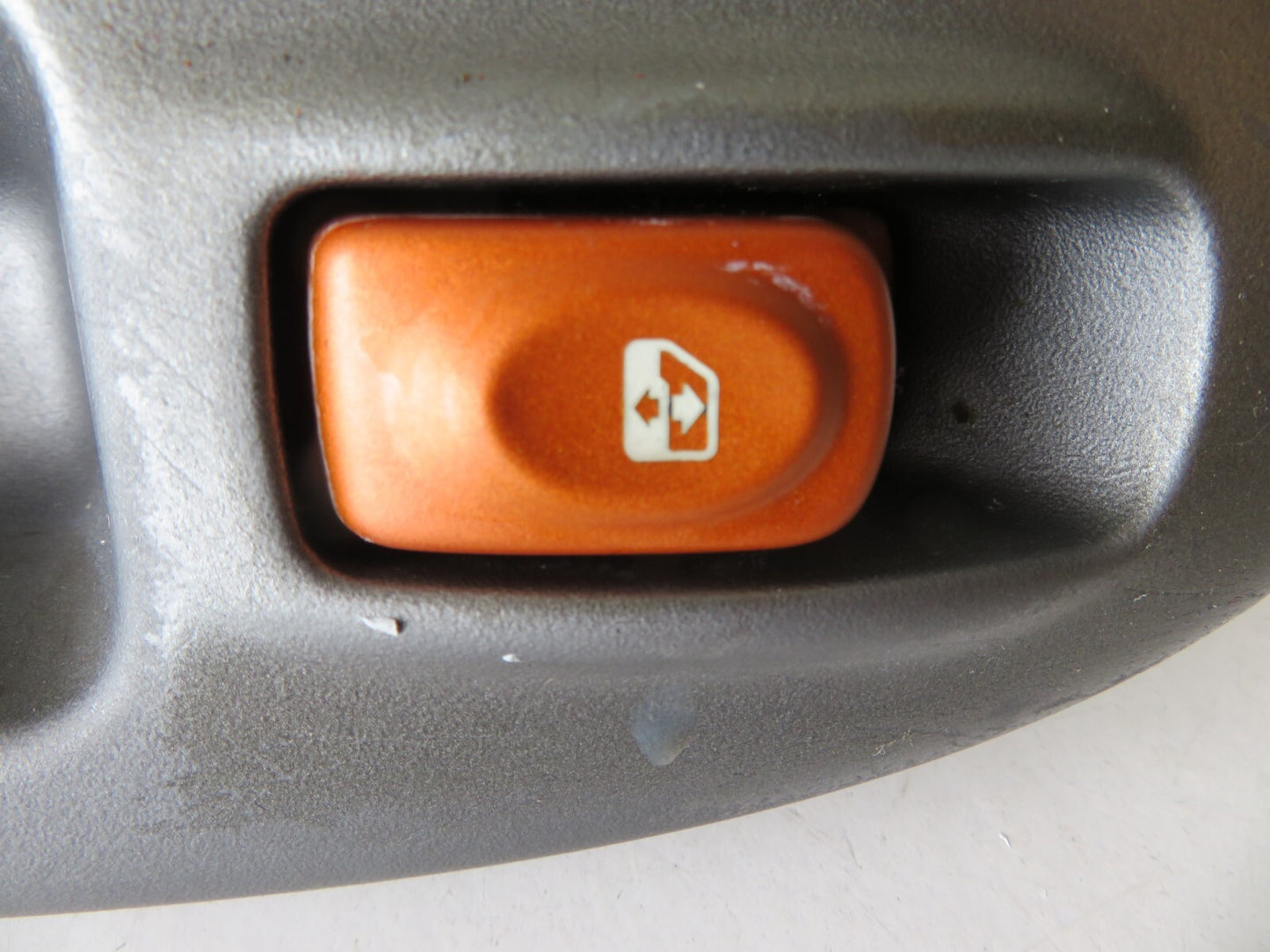 RENAULT SCENIC MK1 NSF WINDOW SWITCH 7700431172 1999-2003 AMS1233