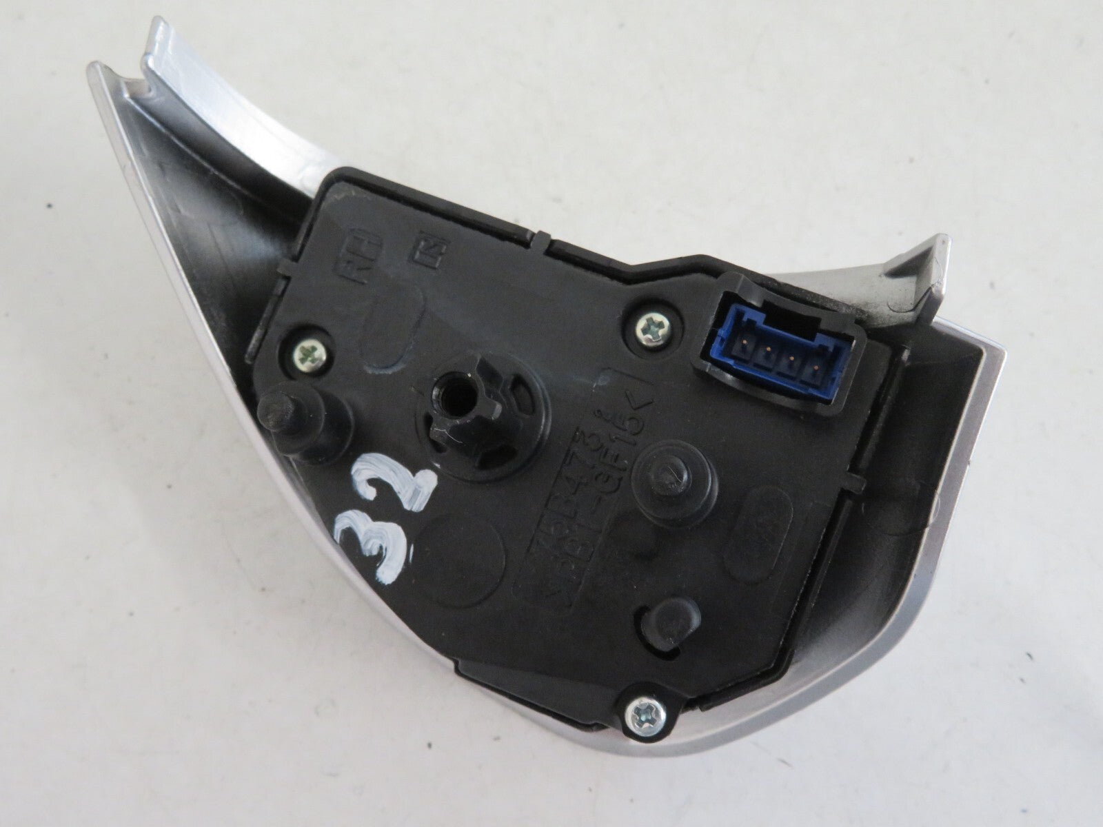 PEUGEOT 4007 STEERING WHEEL CRUISE CONTROL SWITCHES 75B473 2007-2012 1452-32