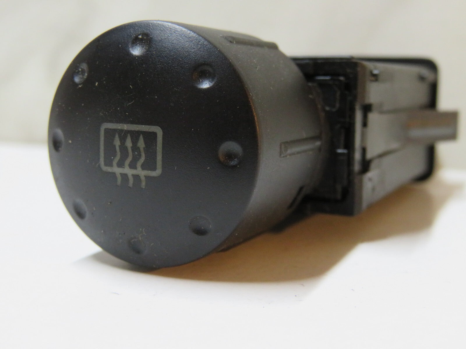 AUDI TT MK1 REAR WINDOW DEMISTER SWITCH 8N0941503B 1998-2004 B6-22