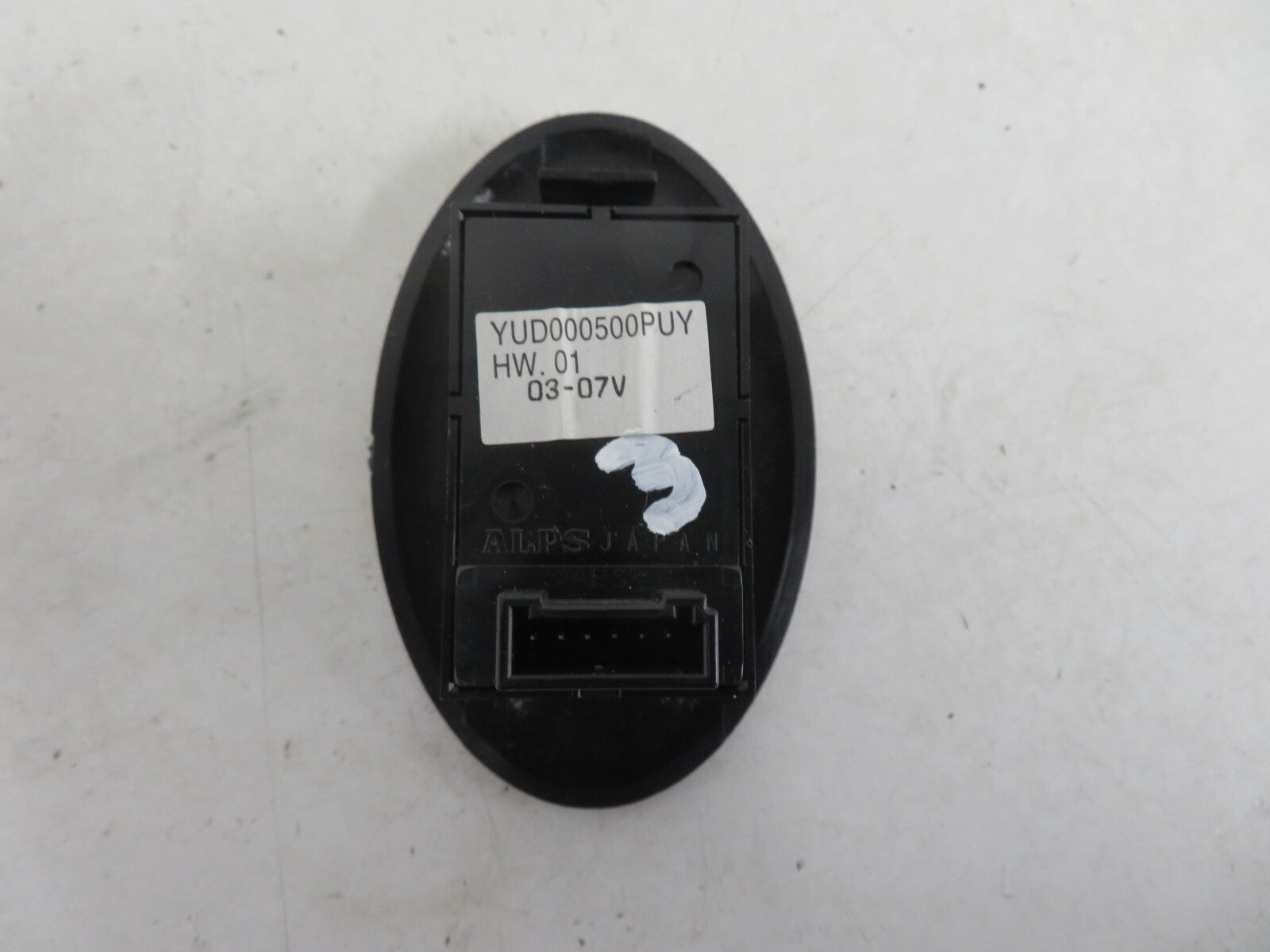ROVER 75 REAR WINDOW SWITCH YUD000500PUY 1999-2005 1351-3