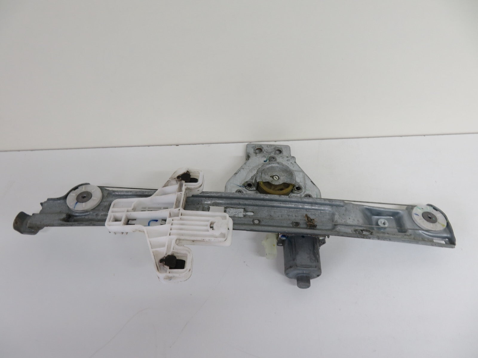 DODGE CALIBER NSR LEFT REAR WINDOW REGULATOR 05074233AA-D 2007-2012