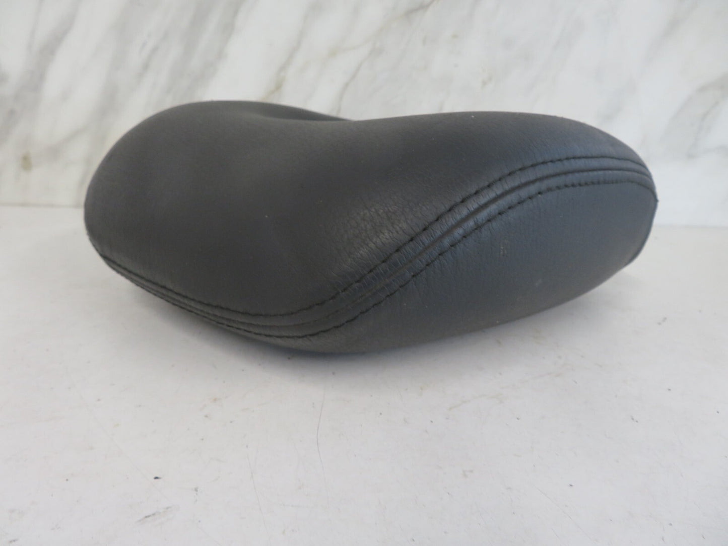 MITSUBISHI L200 LEATHER HEAD REST 1998-2006 MIX1644-3