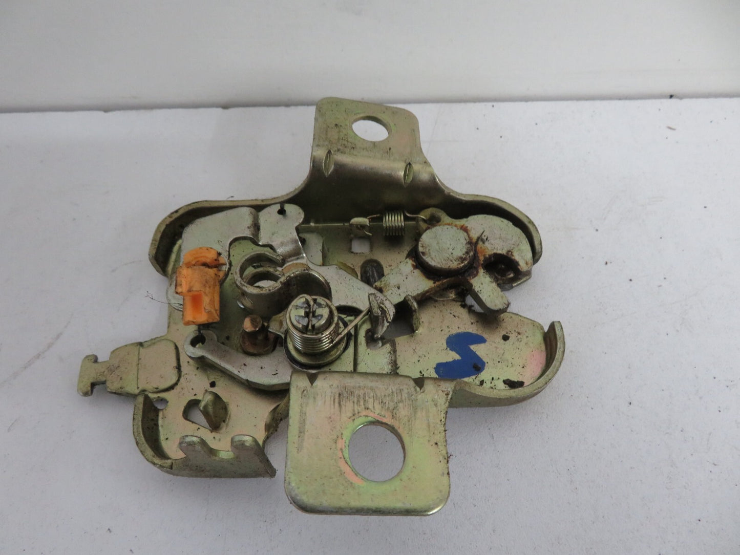 MAZDA MX5 MK1 BOOT LOCK CATCH 1989-1998 #2100-5