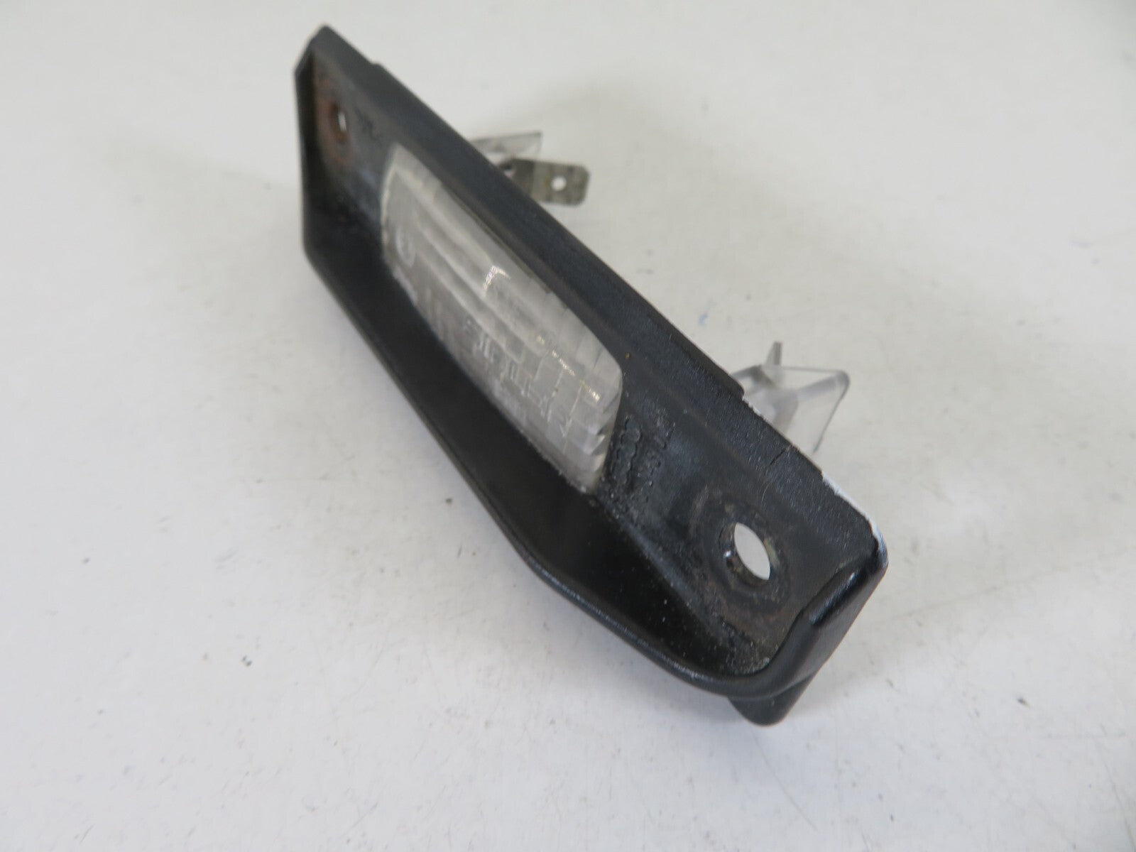 AUDI A8 D2 REAR NUMBER PLATE LIGHT 4D0943021 1994-2003 A1344-9