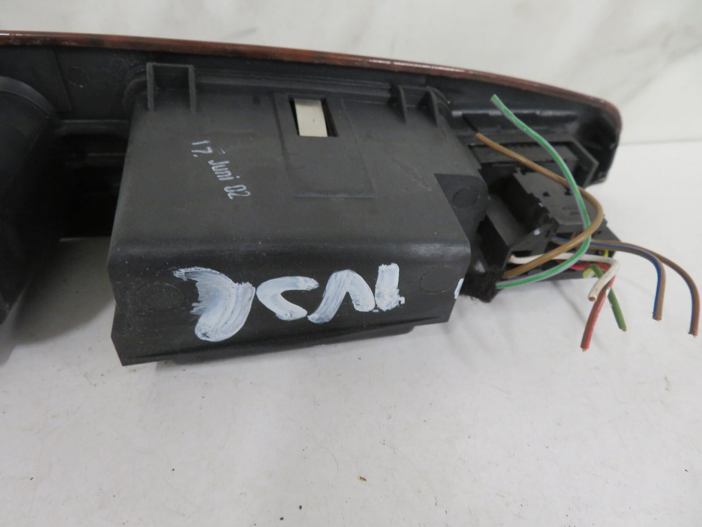 AUDI A8 D2 NSR DOOR WINDOW SWITCH HANDLE TRIM 1998-2002 A1652-17