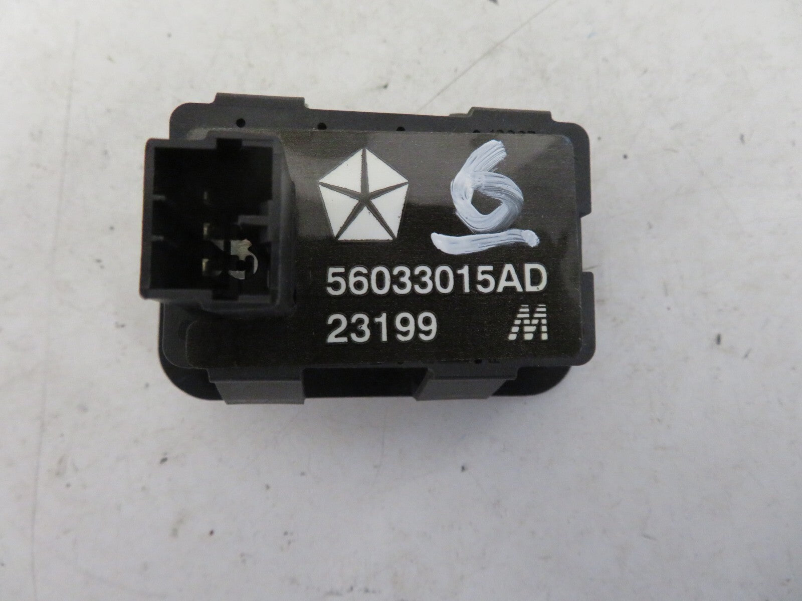 JEEP GRAND CHEROKEE WJ HEADLIGHT LEVEL SWITCH 56033015AD 1999-2004 1534-6