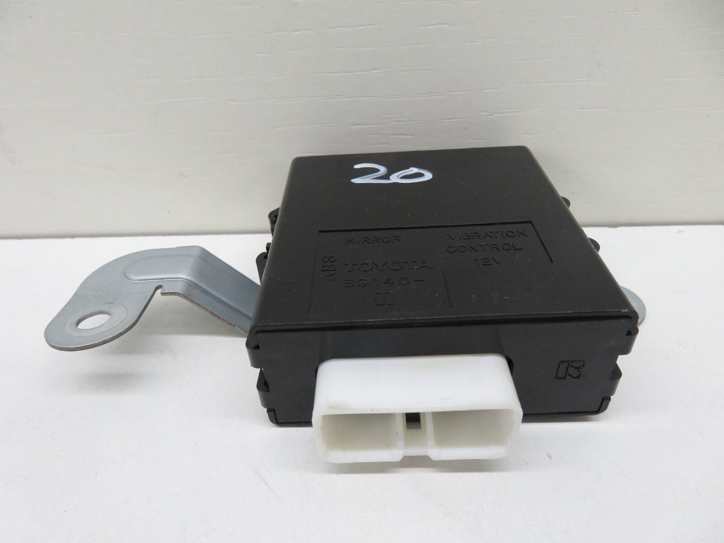 TOYOTA LEXUS SOARER MIRROR VIBRATION CONTROL RELAY 89140-24010 1991-1999 1503-20