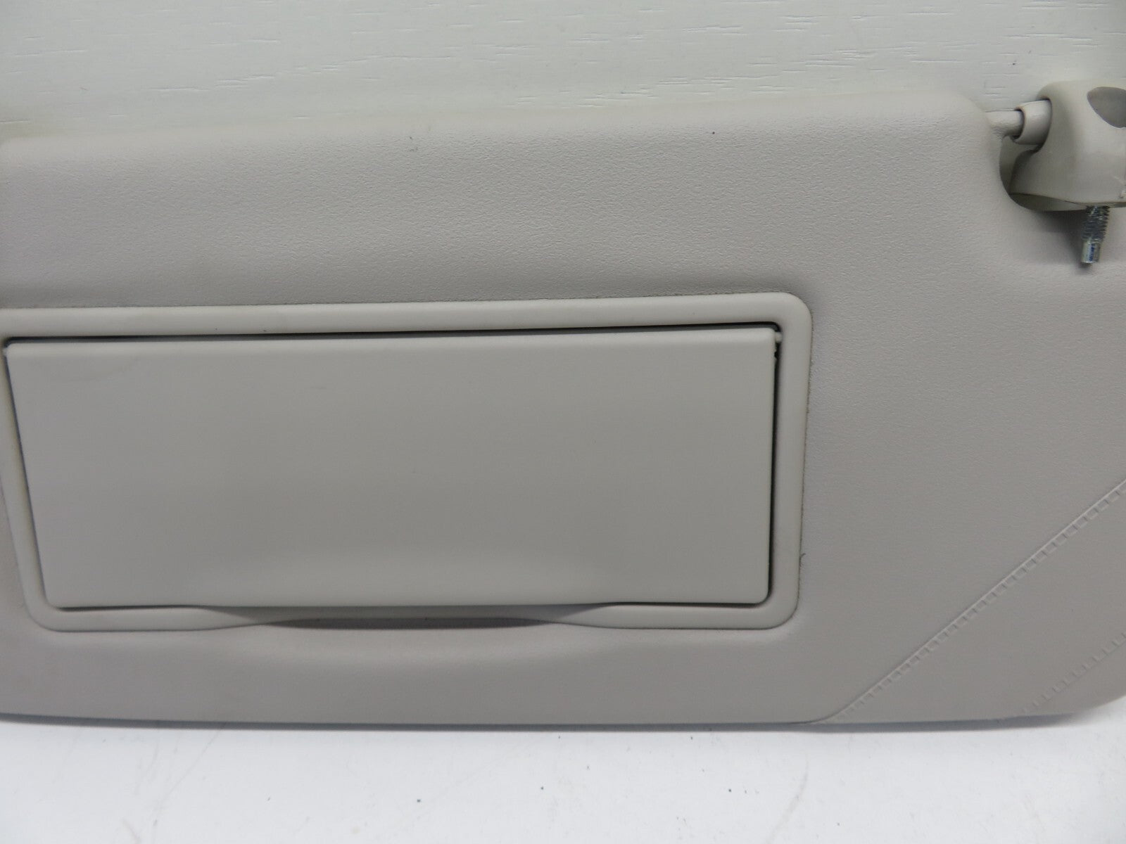 LAND ROVER FREELANDER 1 NS PASSENGER SUN VISOR 1997-2006 1734-1