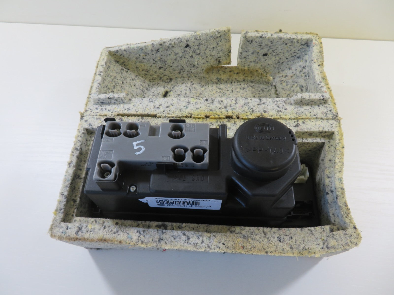 MERCEDES E CLASS W210 CENTRAL LOCKING PUMP 2108002648 1999-2002 1409-5