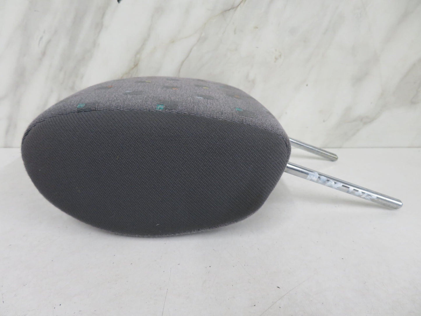 HYUNDAI GETZ REAR CLOTH HEAD REST LEFT/RIGHT 2002-2009 1341-4