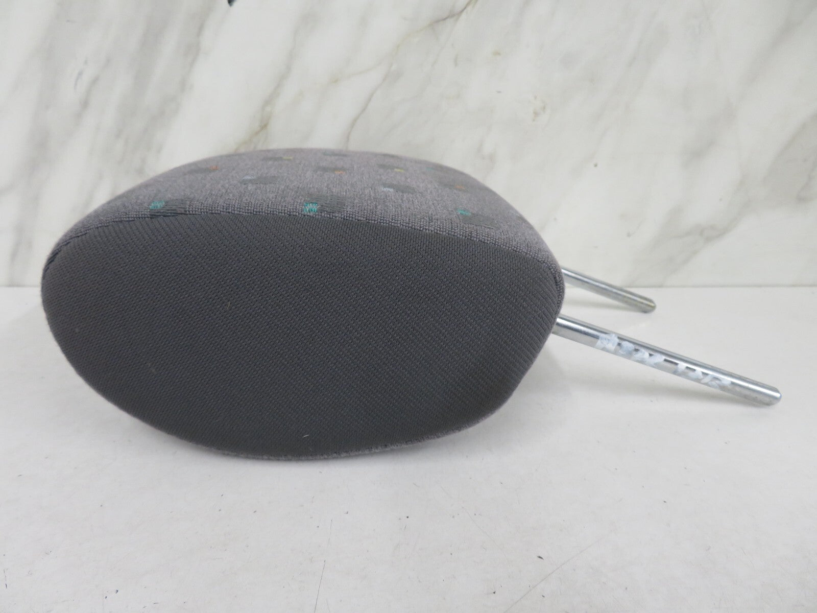 HYUNDAI GETZ REAR CLOTH HEAD REST LEFT/RIGHT 2002-2009 1341-4