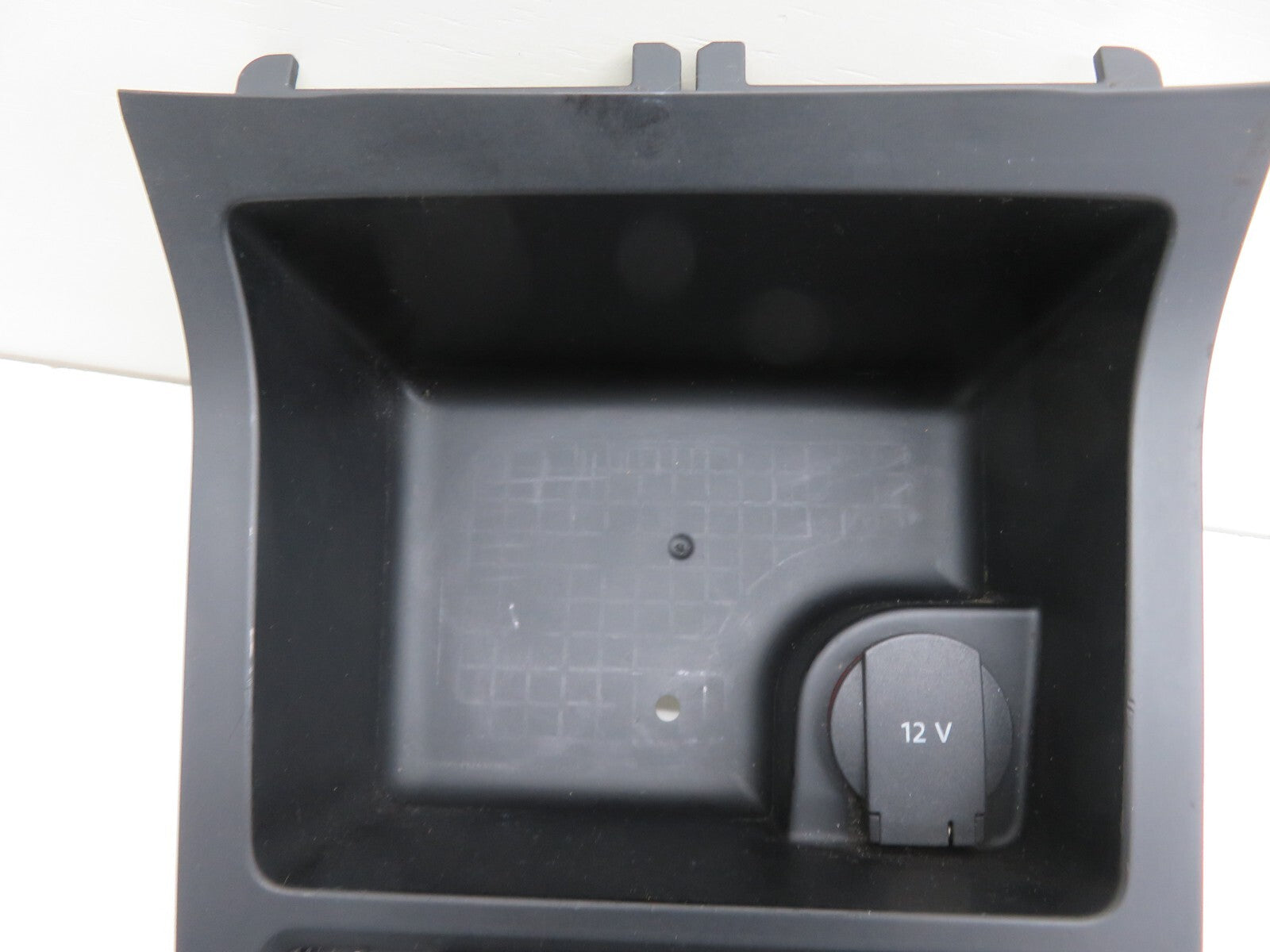 VOLKSWAGEN VW EOS 12V SOCKET STORAGE TRAY 5K0858329 2006-2010 1701-6
