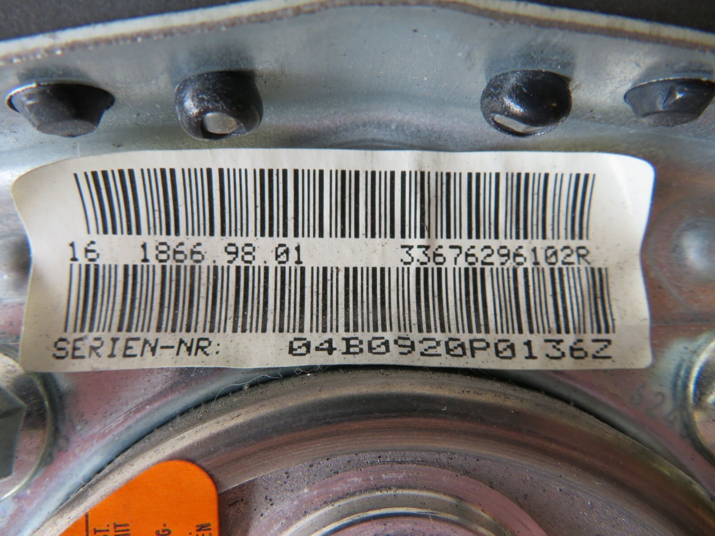 BMW X5 E53 FACELIFT STEERING WHEEL CENTRE AIR/-/BAG 2004-2007 RG04 SA